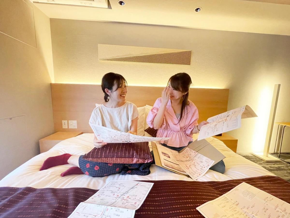 อพาร์ทเม้น เรซิ สเตย์ มายุ เกรซ โฮเทล